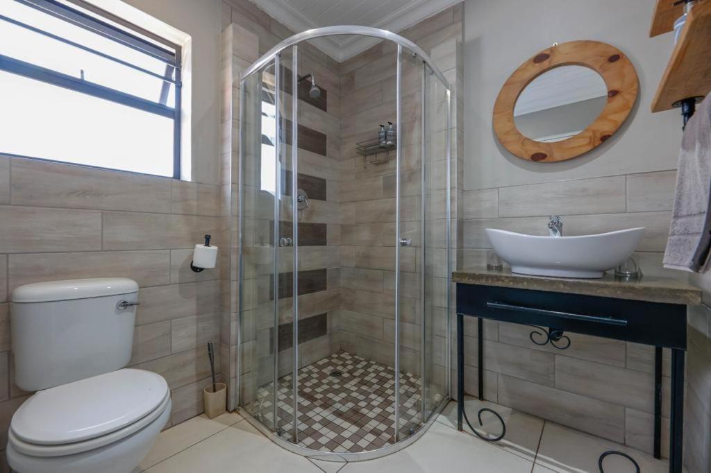 Touching Senses Garden Cottages Bloemfontein Esterno foto