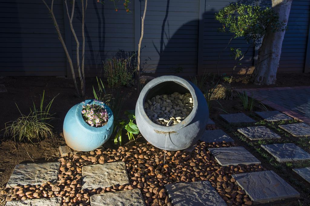 Touching Senses Garden Cottages Bloemfontein Esterno foto