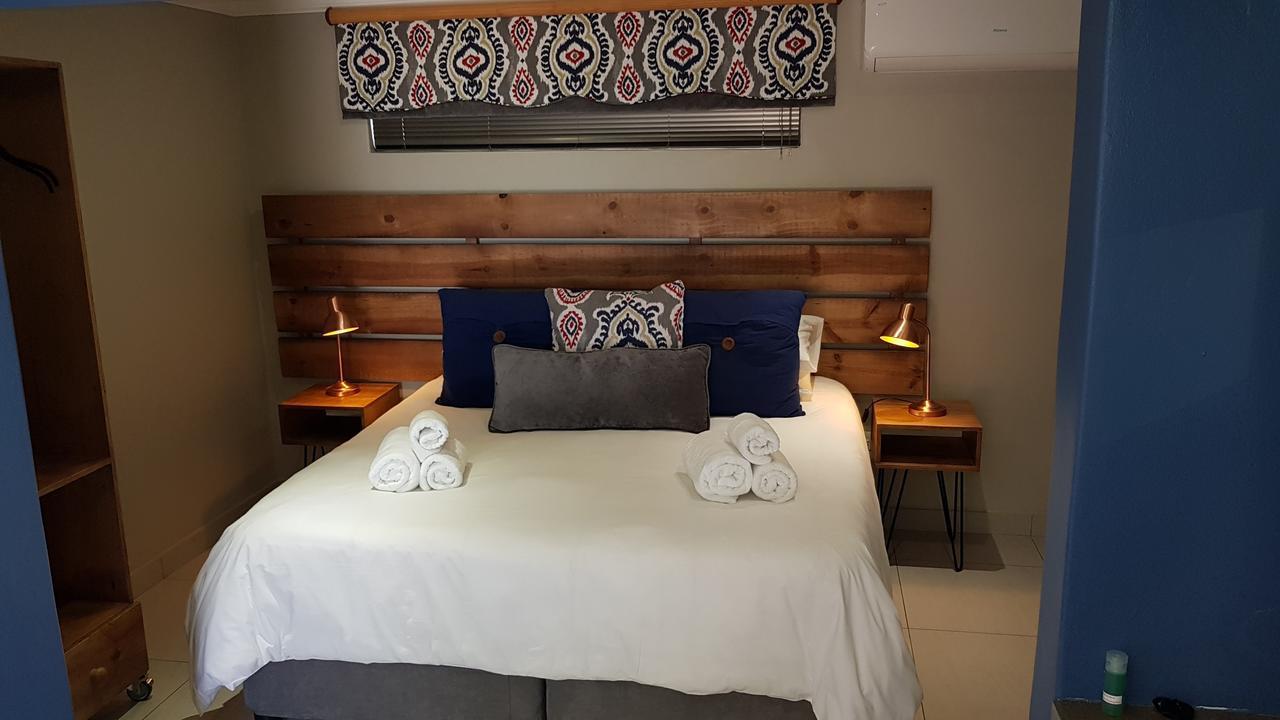 Touching Senses Garden Cottages Bloemfontein Esterno foto