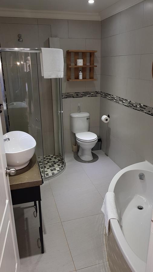 Touching Senses Garden Cottages Bloemfontein Esterno foto