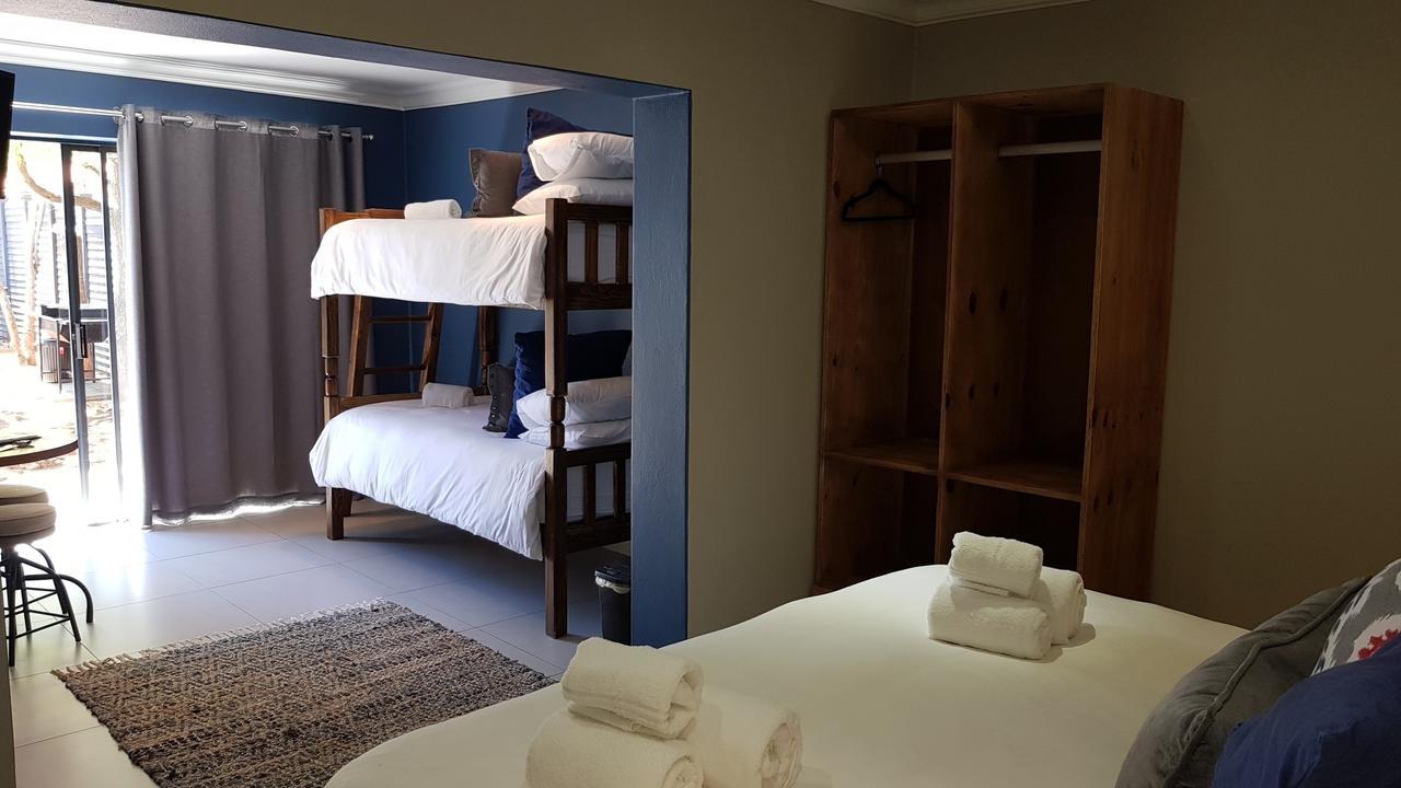 Touching Senses Garden Cottages Bloemfontein Esterno foto